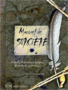 Livre-Manuel-de-sorcière-Selene-Silverwind-Esoterique_eu