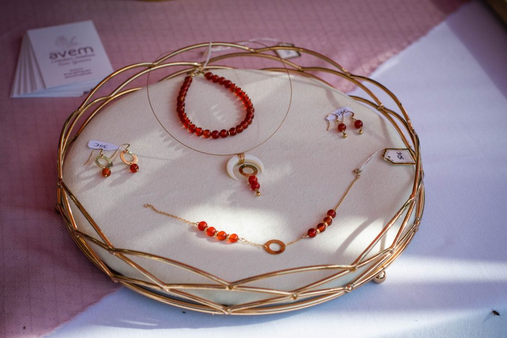 Elise-Gesbert-Avem-lintuition-créatrice-Produit-Fête-de-la-pleine-lune-2022-2