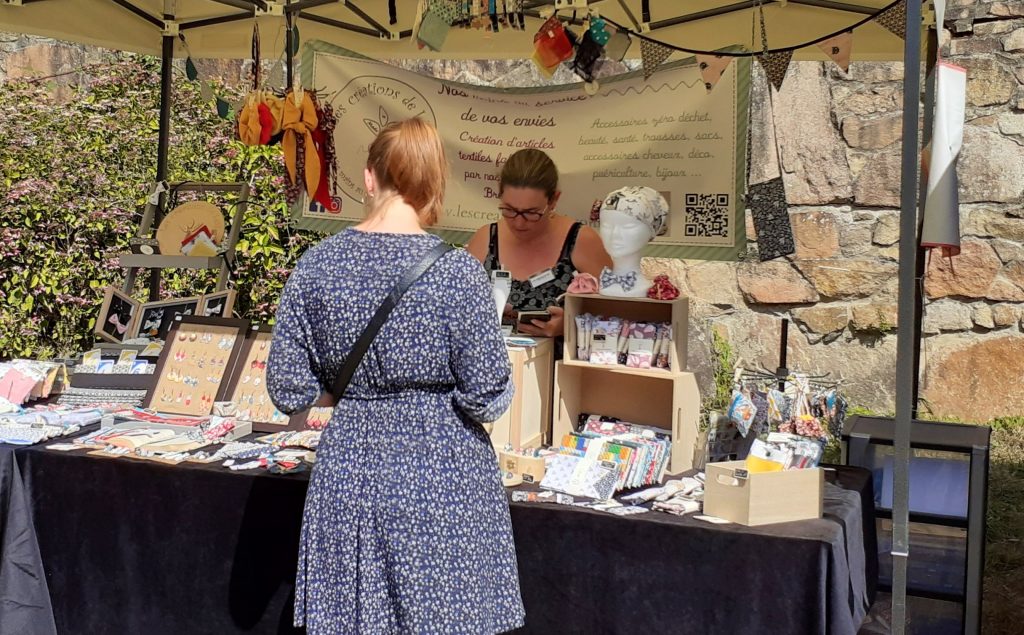 Les-créations-de-léti-Stand-Fete-de-la-Pleine-Lune-2022-2